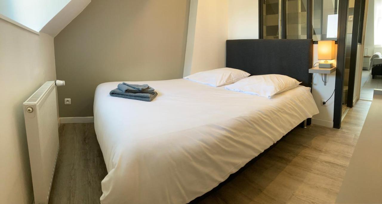 Le Mansard, Atypique, Gare Et Tramway 4Min A Pied Apartment Exterior photo
